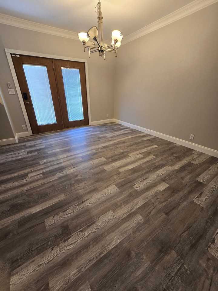 200 South 11th Street - Photo 4 of 12