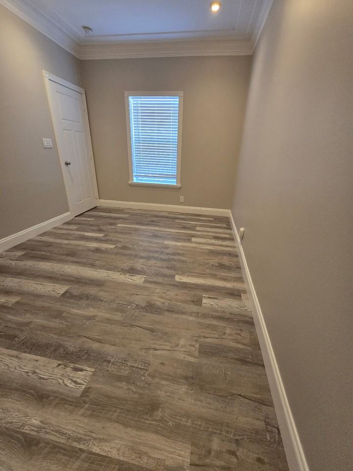 200 South 11th Street - Photo 7 of 12