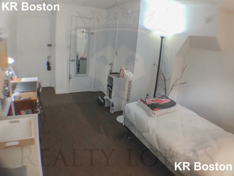 Beacon St. & Massachusetts Ave #A - Photo 2 of 12