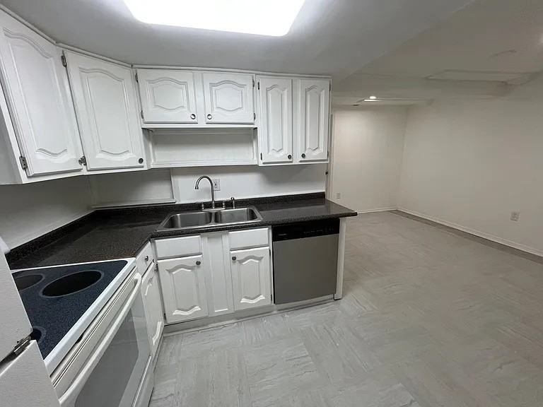 3121 Conner Drive - Photo 3 of 12