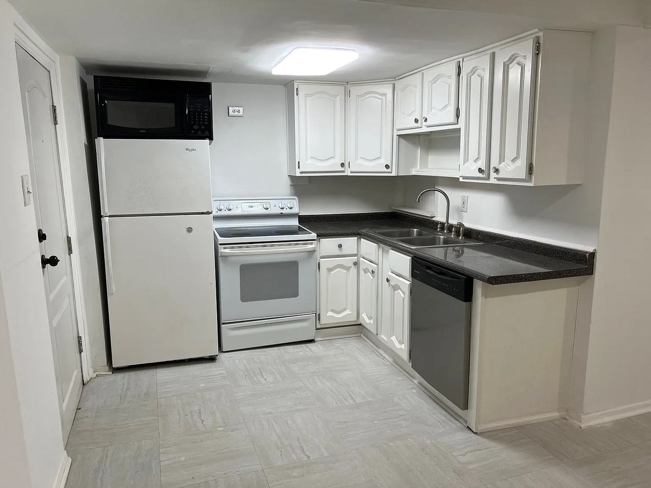 3121 Conner Drive - Photo 4 of 12