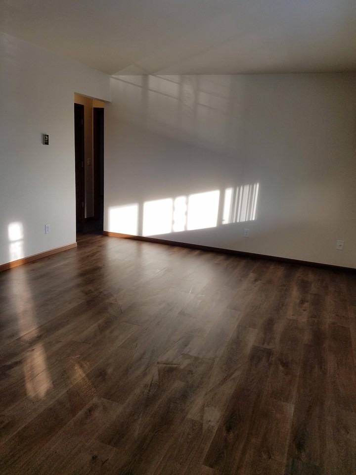 3202 Terrace Court - Photo 7 of 11