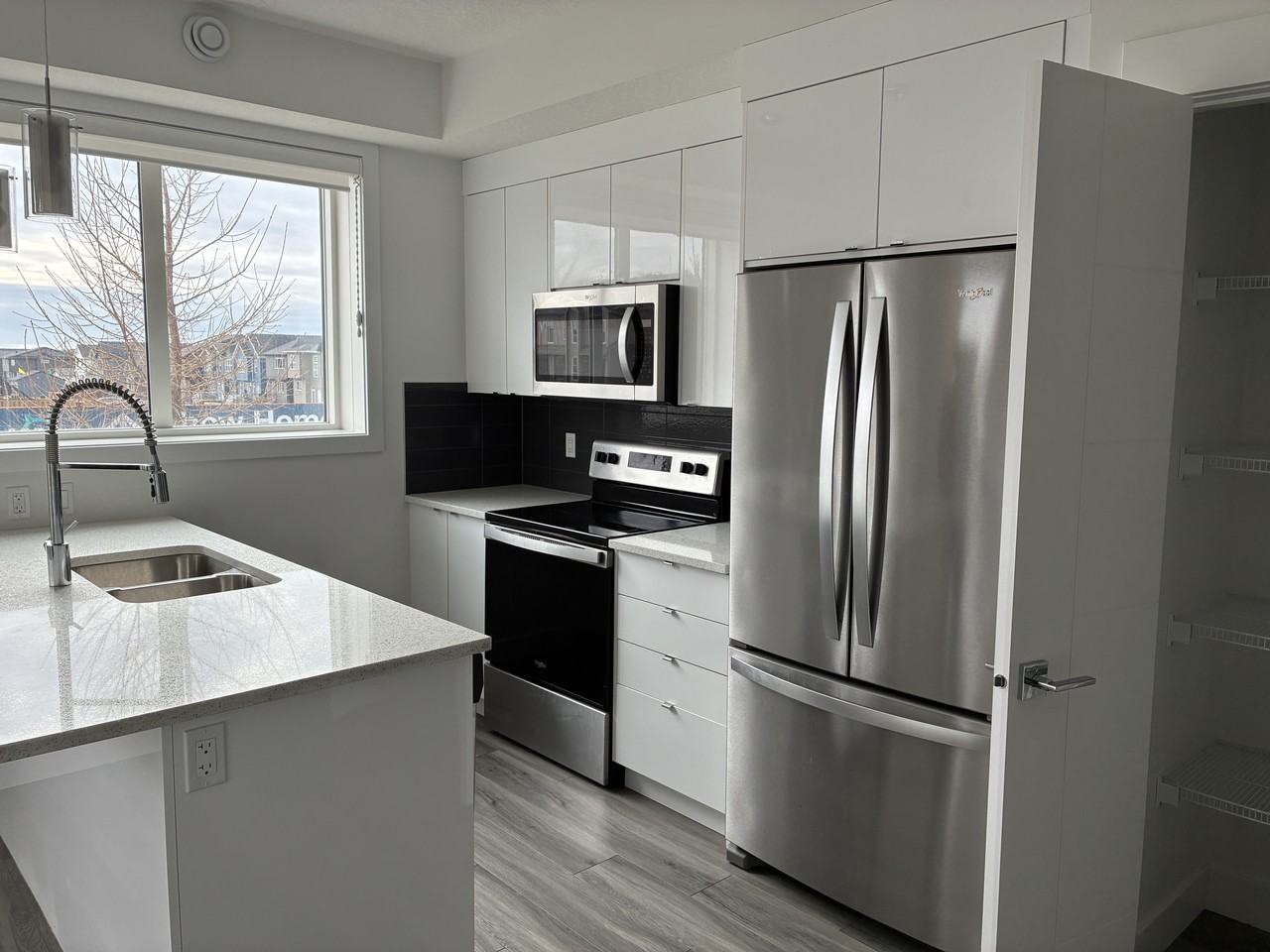 19647 45 Street Southeast - Photo 5 of 11