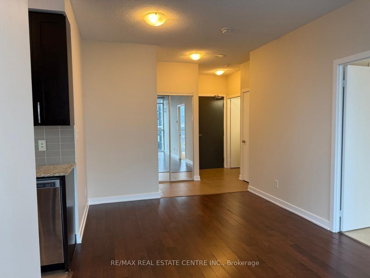 4070 Confederation Parkway #3904 - Photo 3 of 16