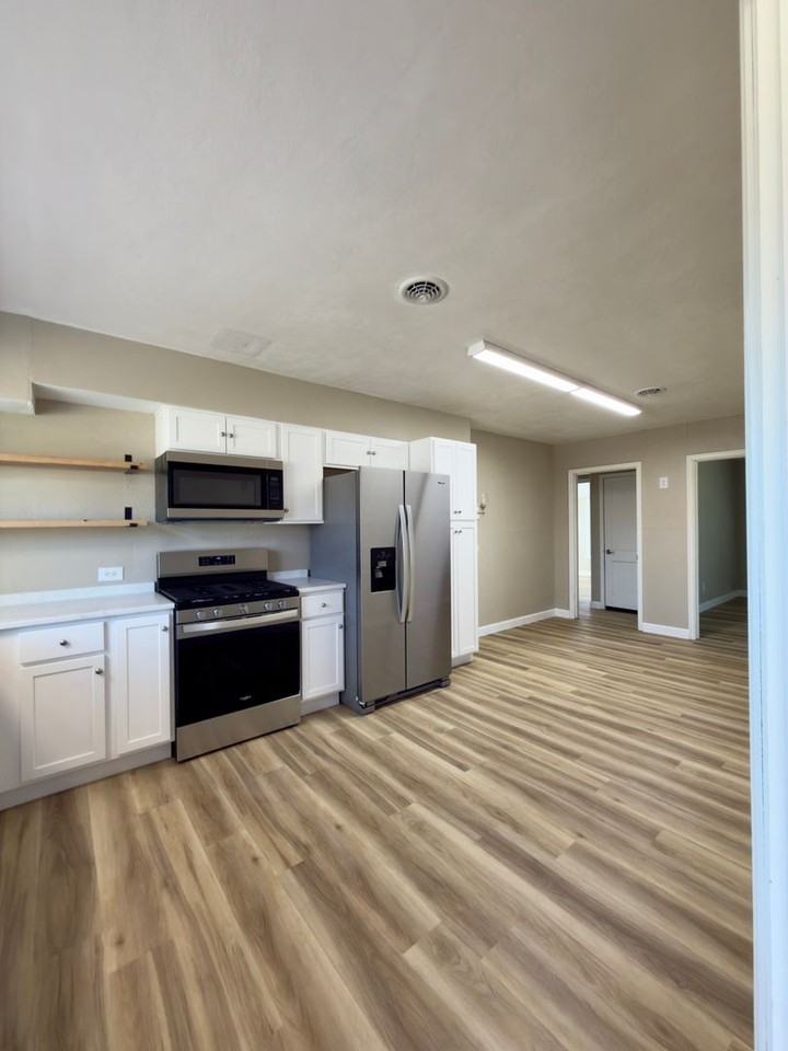 16 Summit Ave - Photo 3 of 18