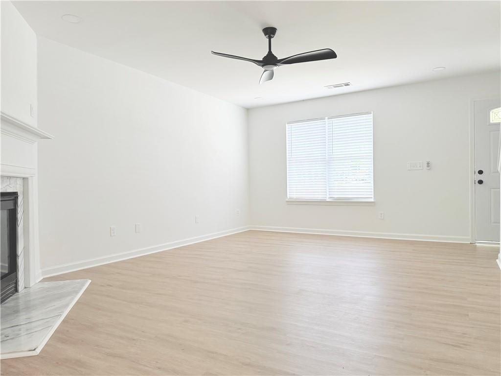 900 Melrose Park Pl - Photo 3 of 21