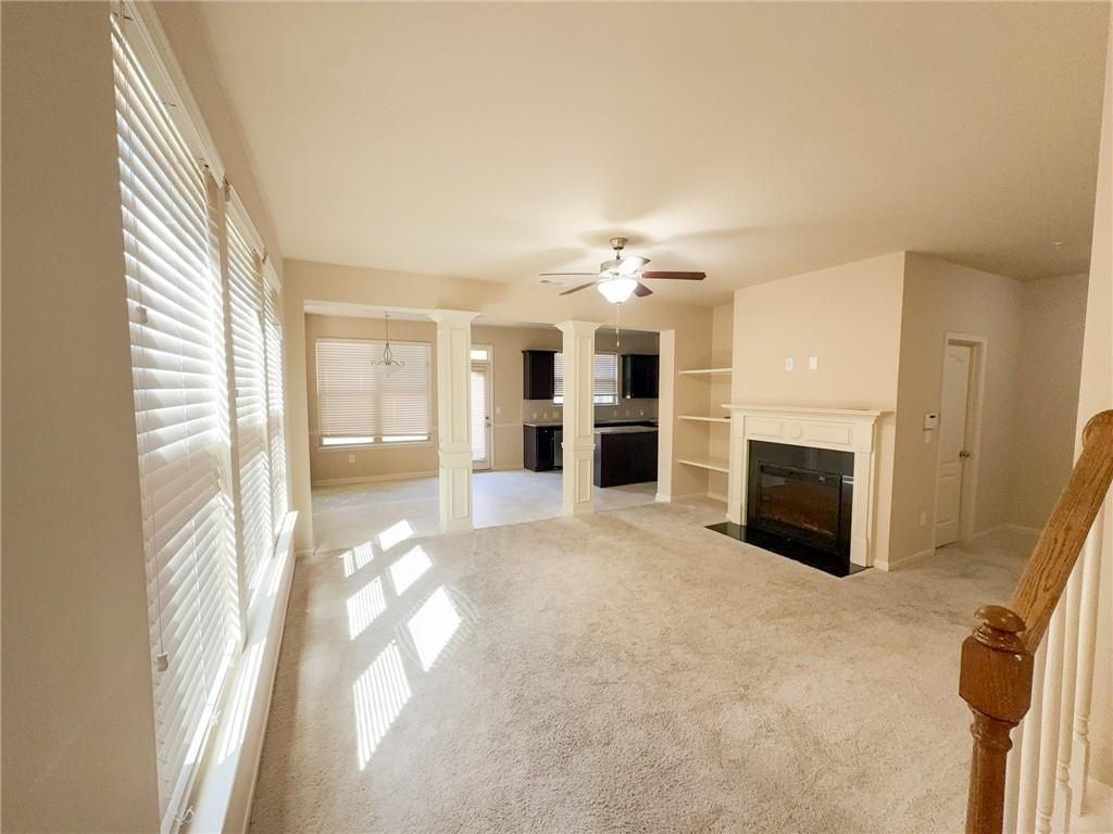 6265 Story Cir - Photo 3 of 18