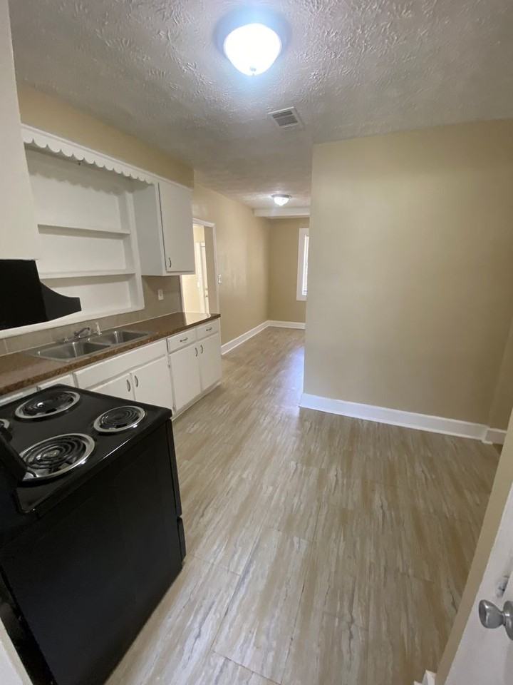 3311 Cherokee Ave - Photo 2 of 17