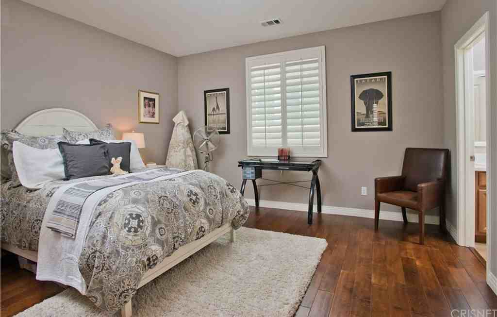 28934 N West Hills Dr - Photo 4 of 50