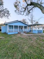 718 Pecan Ave - Photo 1 of 1