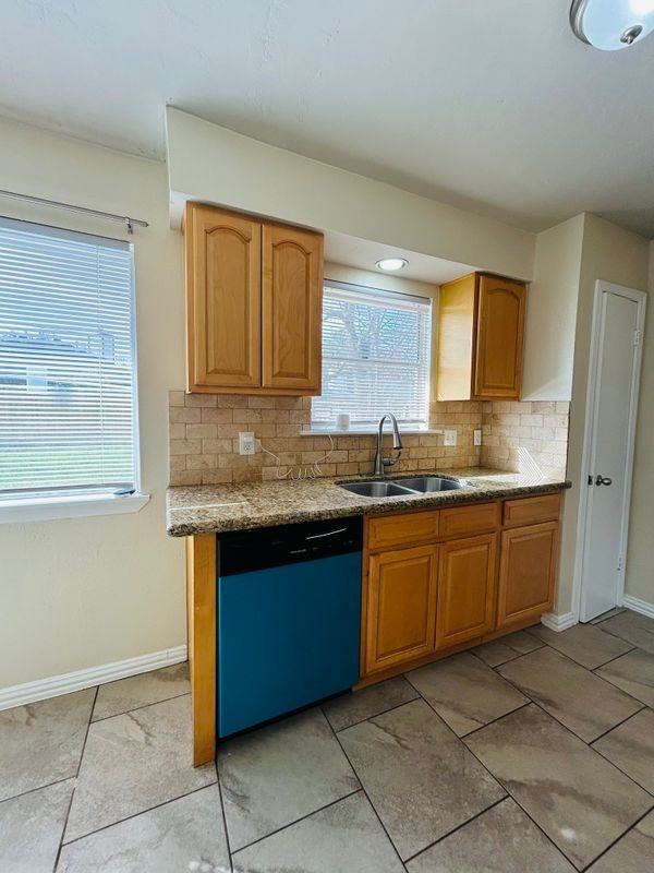 16207 Camino Del Sol Dr - Photo 4 of 4