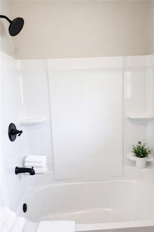 2603 Murrwood Ct - Photo 3 of 5