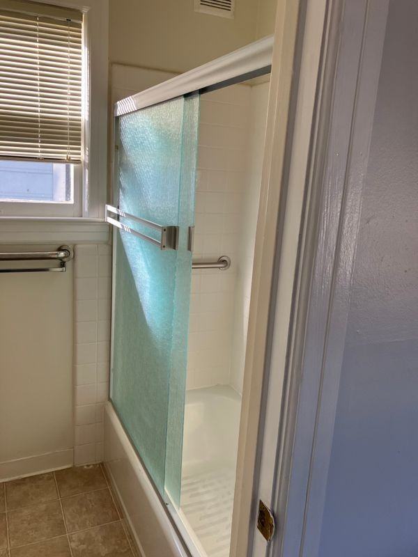 136 16th St ##D - Photo 3 of 12