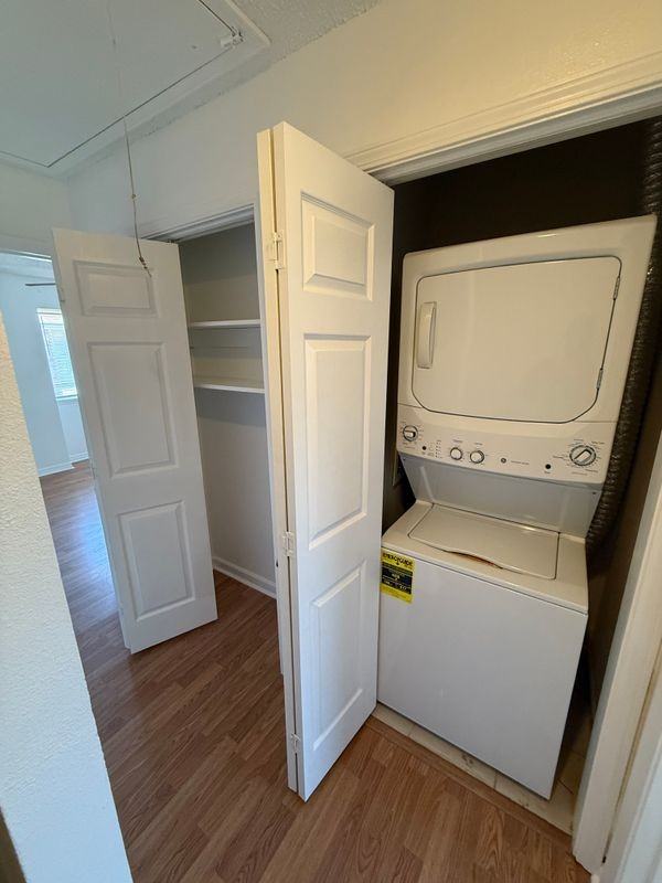 920 W Tony St ##B - Photo 2 of 3