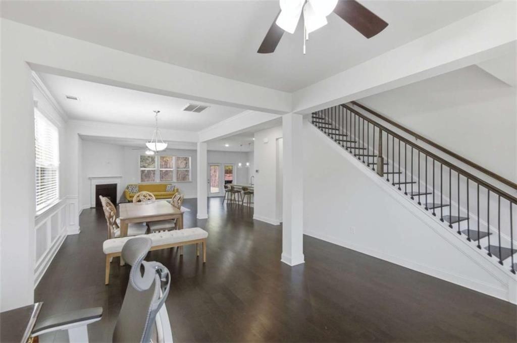 1415 Dahlia Dr - Photo 4 of 25