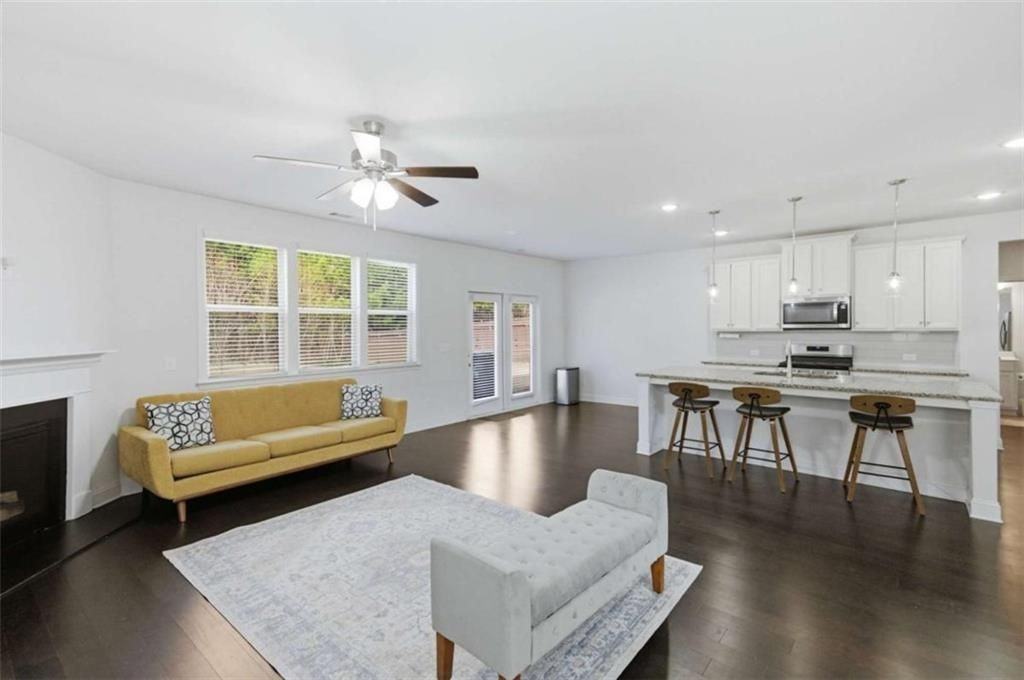 1415 Dahlia Dr - Photo 7 of 25