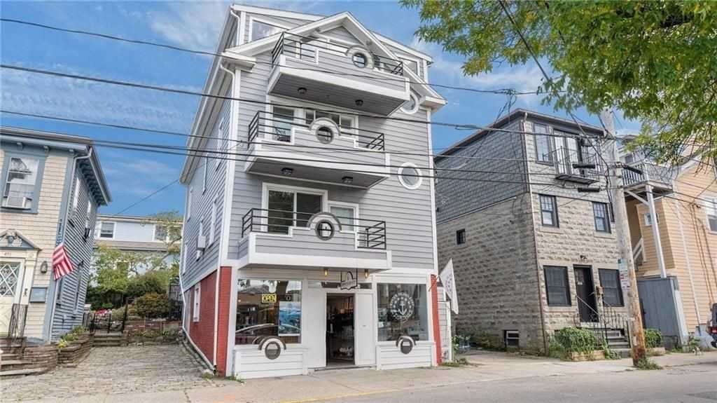 492 Thames St ##4 - Photo 2 of 27