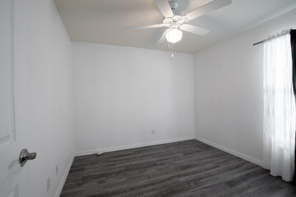 8105 Rolling Ct - Photo 2 of 19