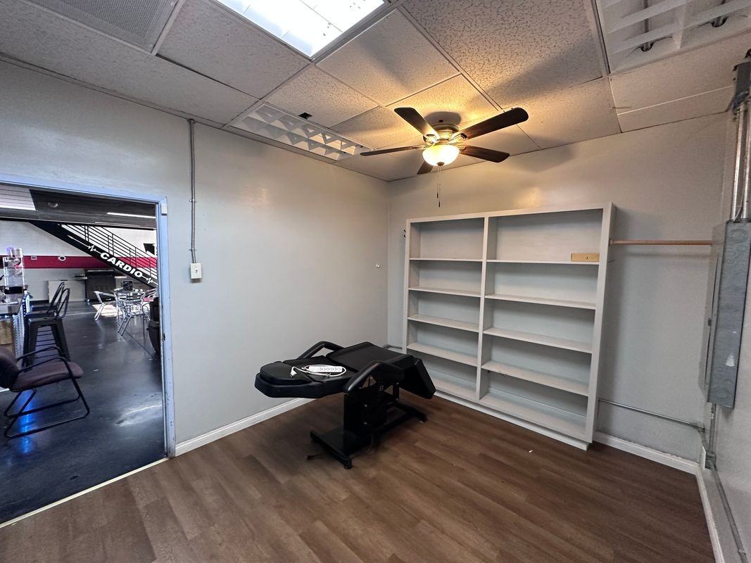 3500 21st St - Photo 3 of 16