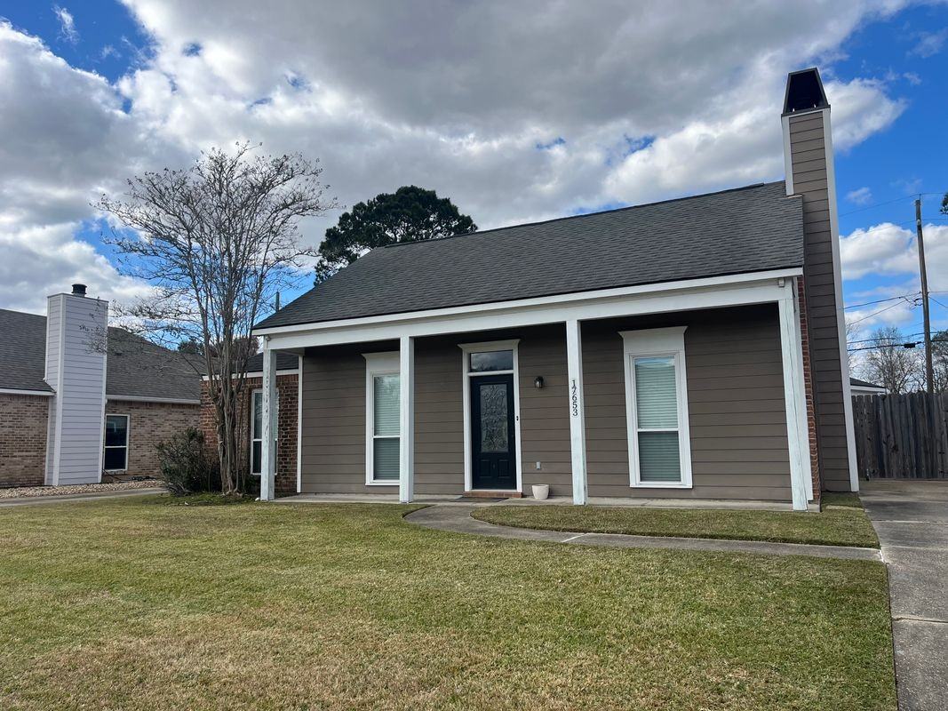 17653 Nine Oaks Ave - Photo 3 of 31