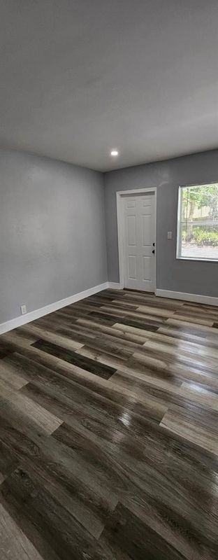 1501 N Andrews Ave ##2 - Photo 5 of 11