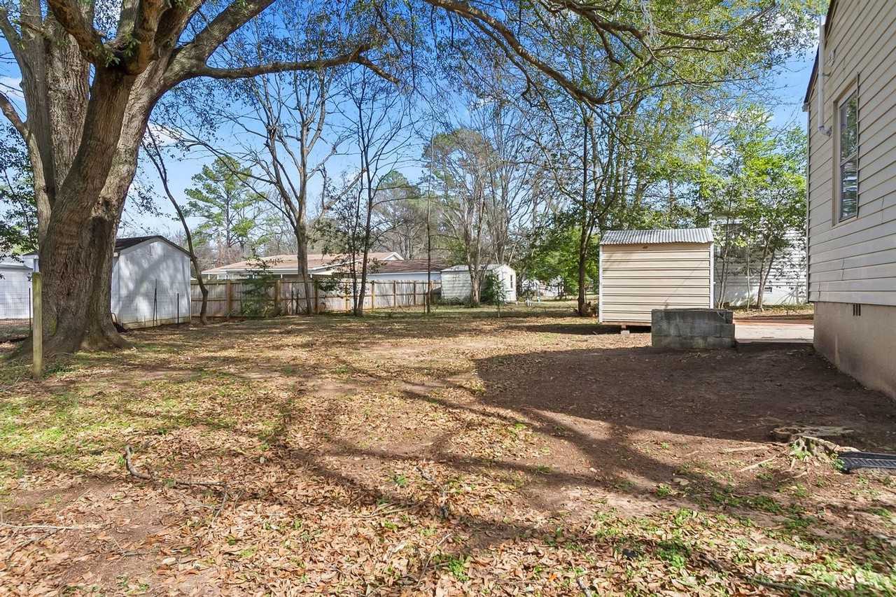 61 Cedar Knl - Photo 4 of 17