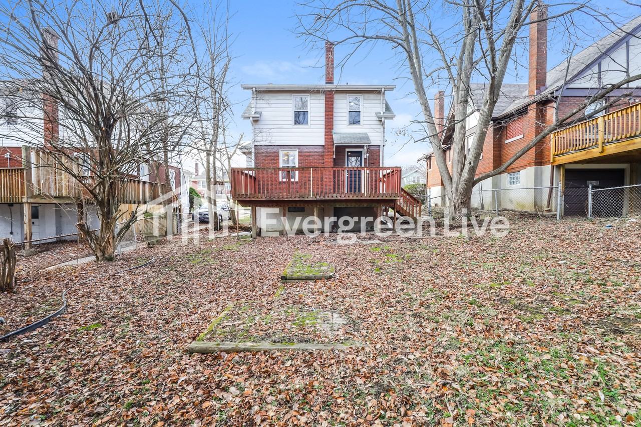 3454 Mayfair Ave - Photo 3 of 15