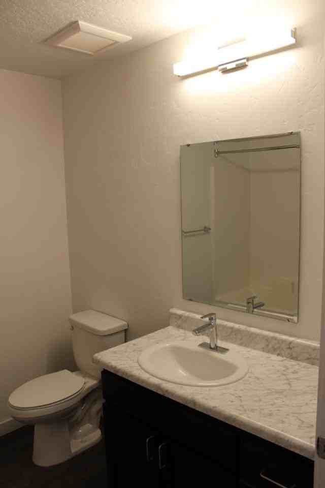 3921 E Comstock Ave - Photo 5 of 9