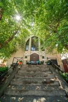 featured image of 916 Liberty St