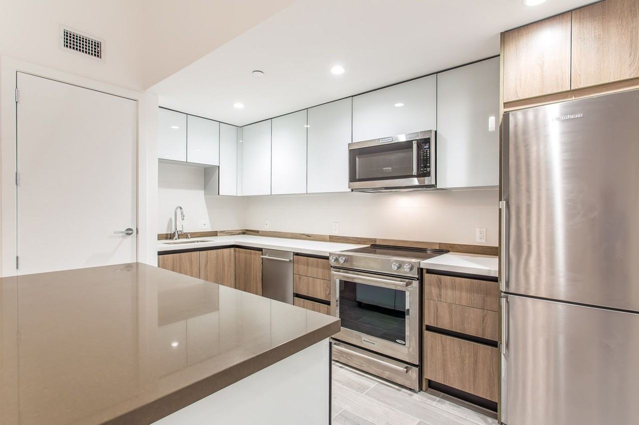 The Lofts on La Brea - Photo 3 of 19