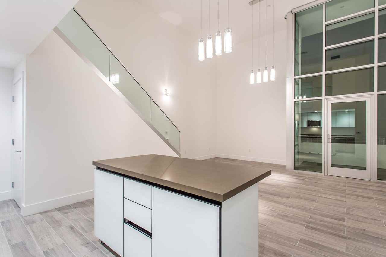 The Lofts on La Brea - Photo 4 of 19