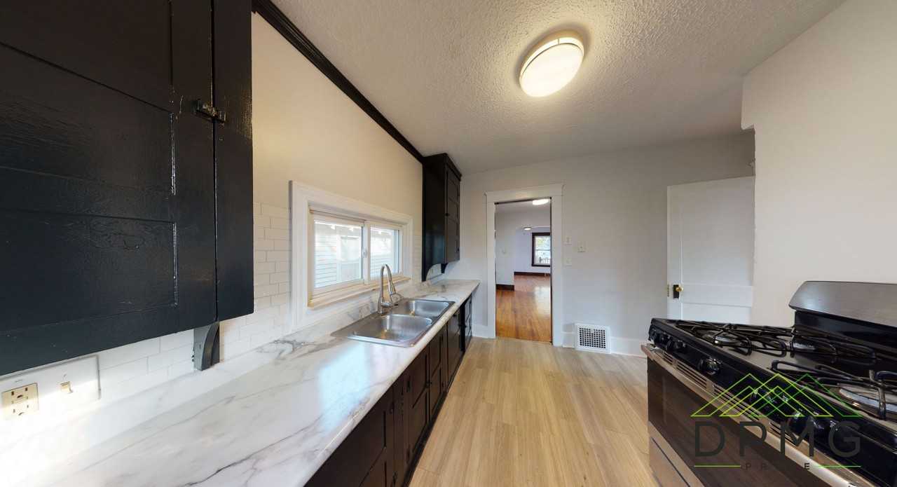 224 Mifflin Ave - Photo 6 of 32