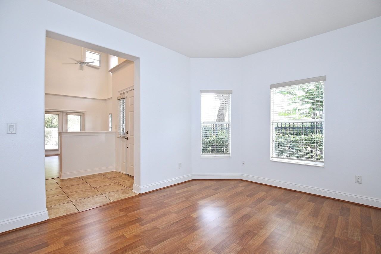 7114 Regina Way - Photo 7 of 31