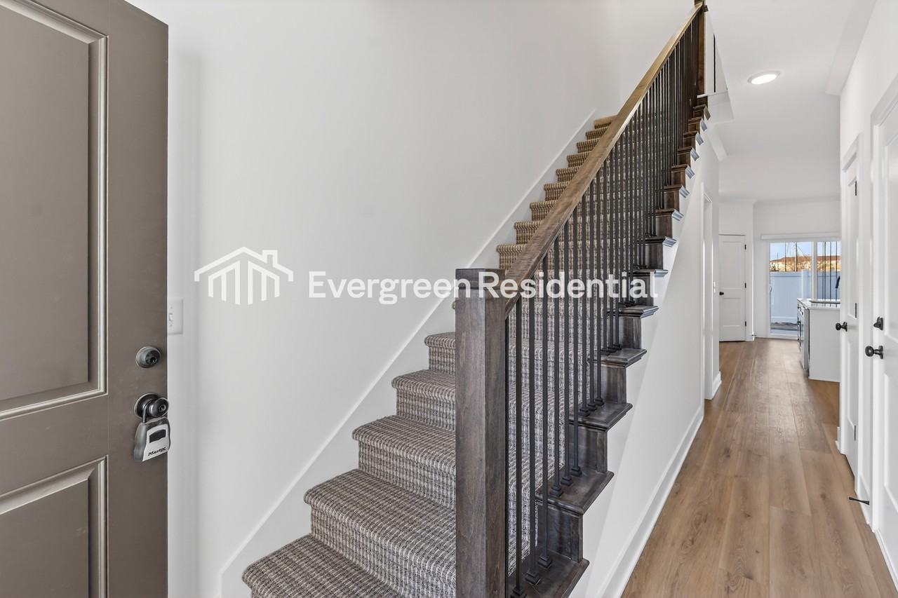 7006 Nw 82nd Ter - Photo 2 of 21