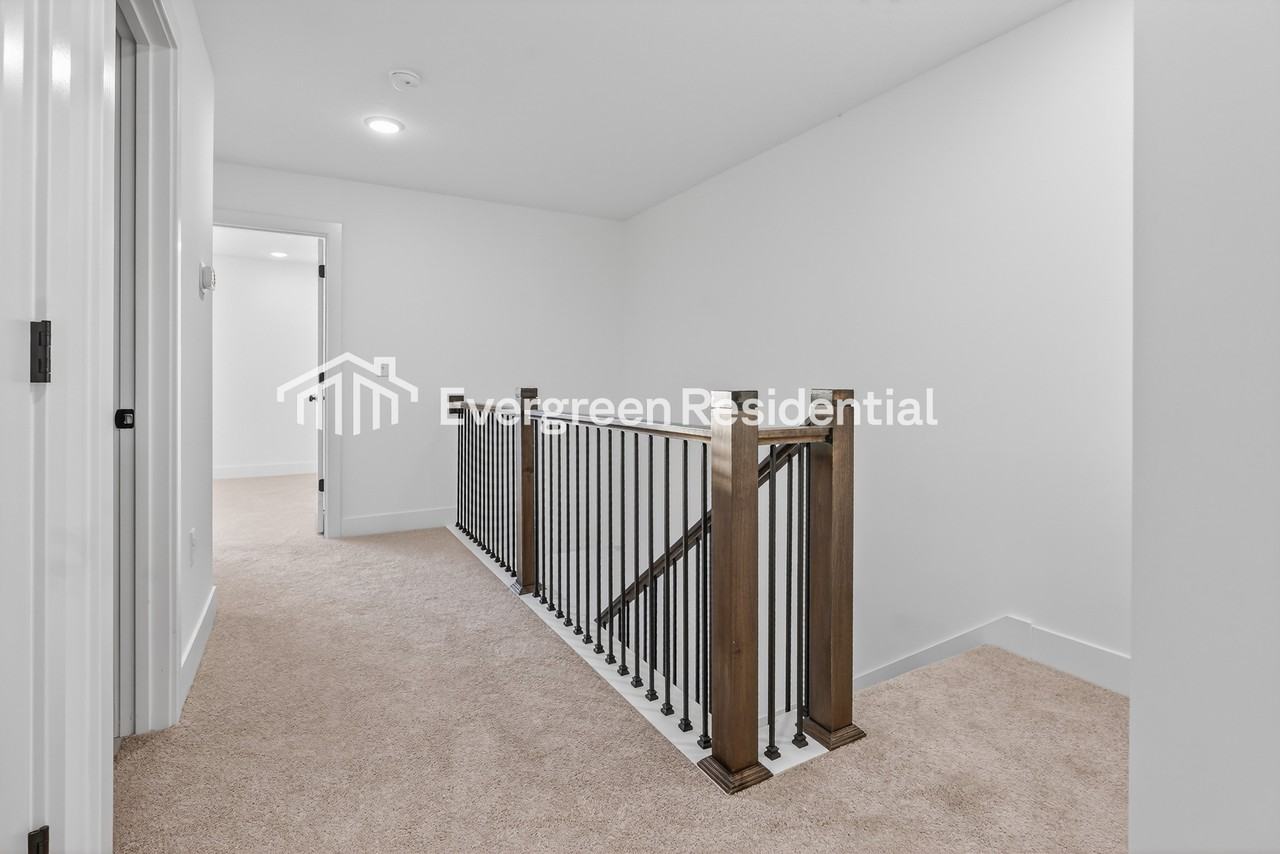 7006 Nw 82nd Ter - Photo 7 of 21