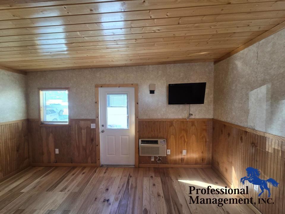 1709 1/2 Plateau Rd - Photo 3 of 10