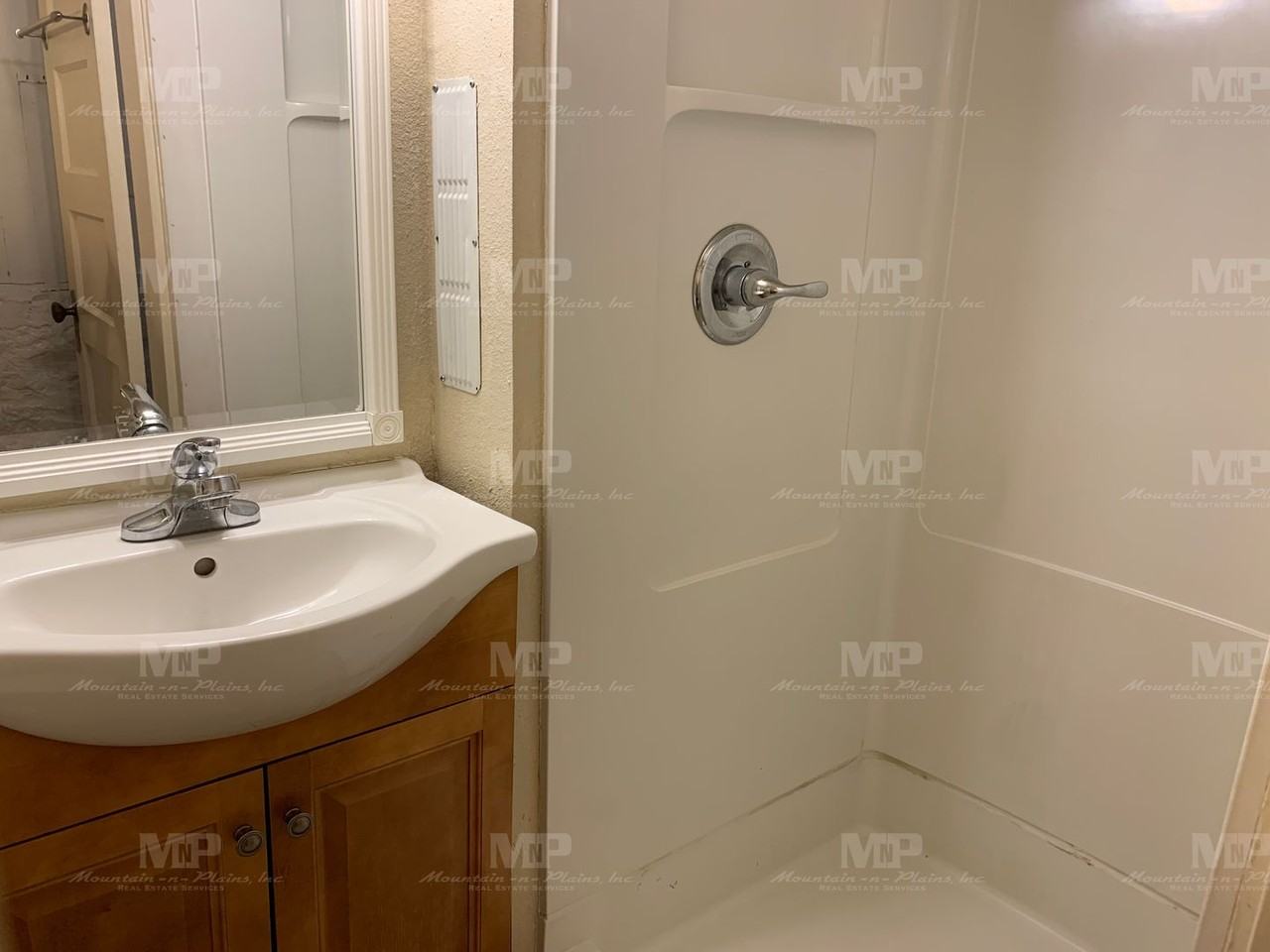 510 1/2 S Howes St - Photo 5 of 6