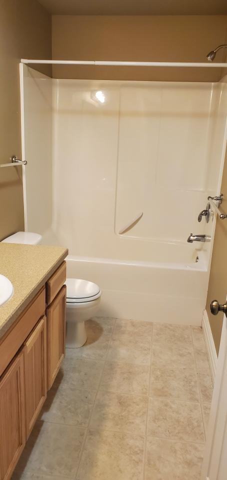 517 5th St W - Photo 7 of 10