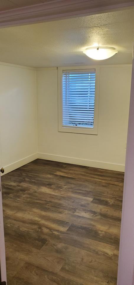 515 5th St W - Photo 7 of 10