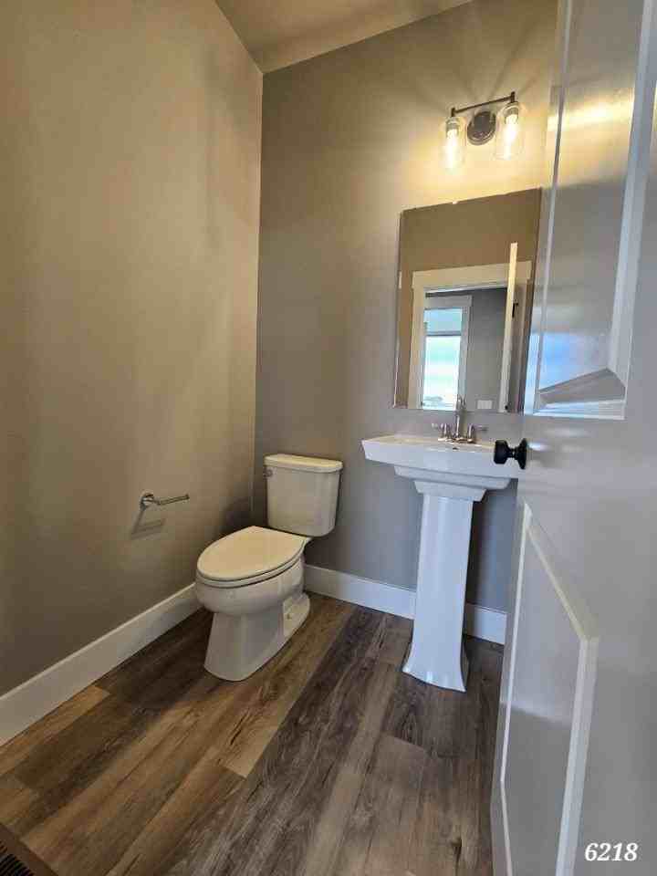 6218 Rosemary Rd - Photo 2 of 8