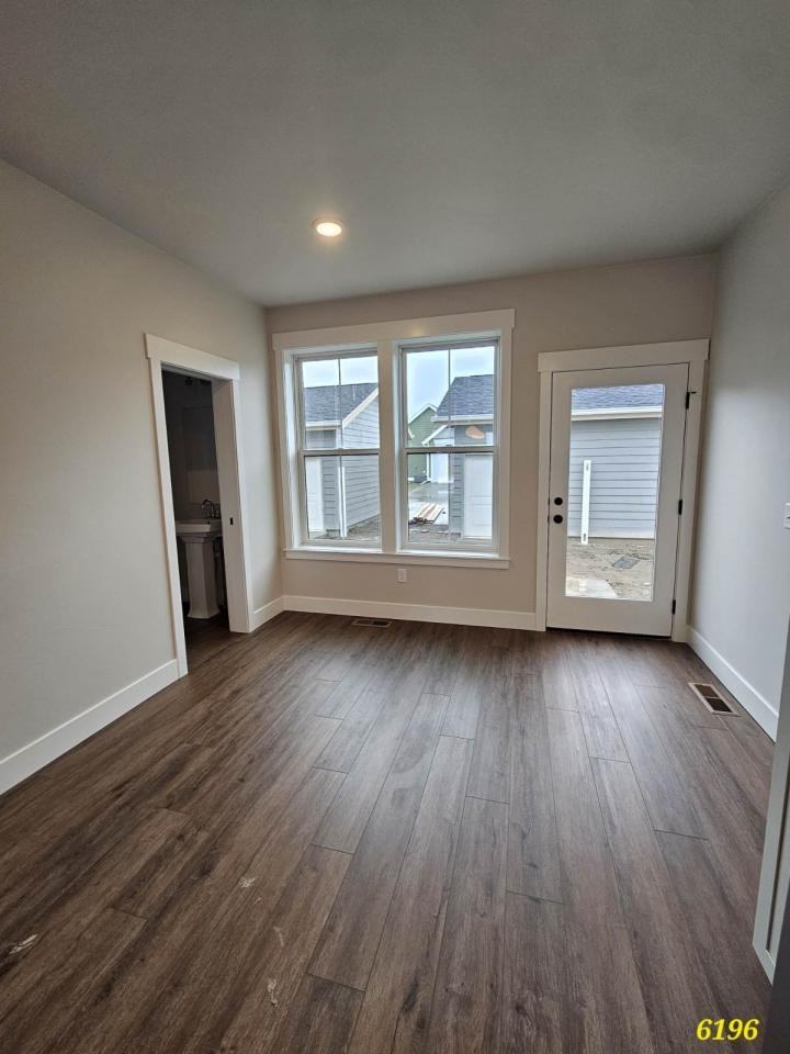 6196 Rosemary Rd - Photo 2 of 9