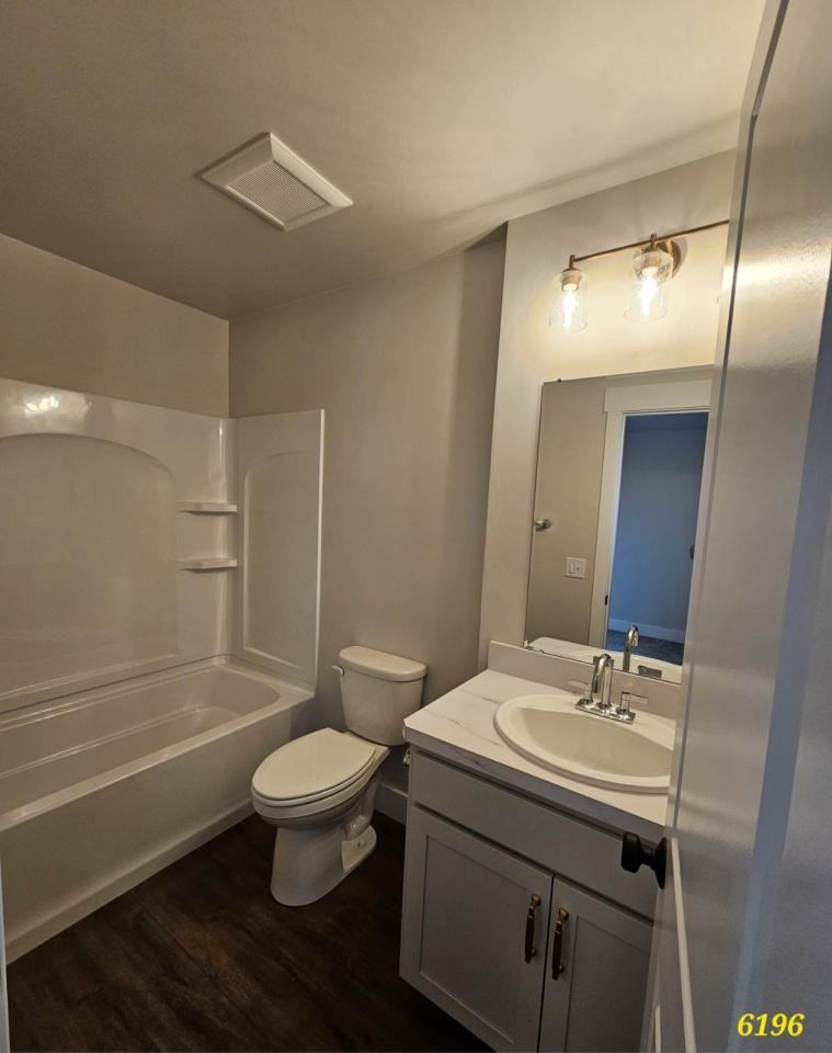 6196 Rosemary Rd - Photo 6 of 9