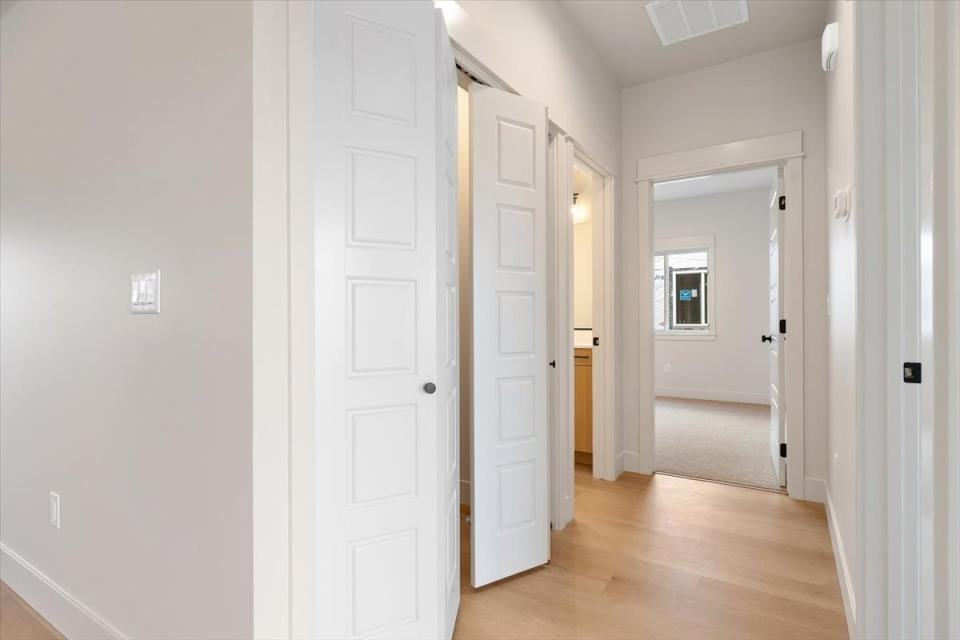 631 Willow Branch Rd - Photo 4 of 10