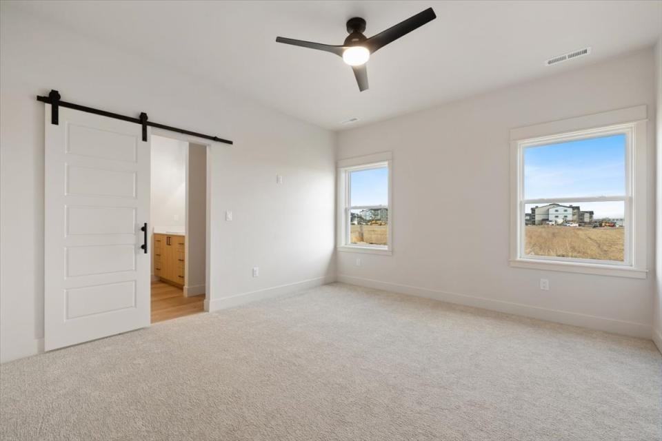 631 Willow Branch Rd - Photo 5 of 10