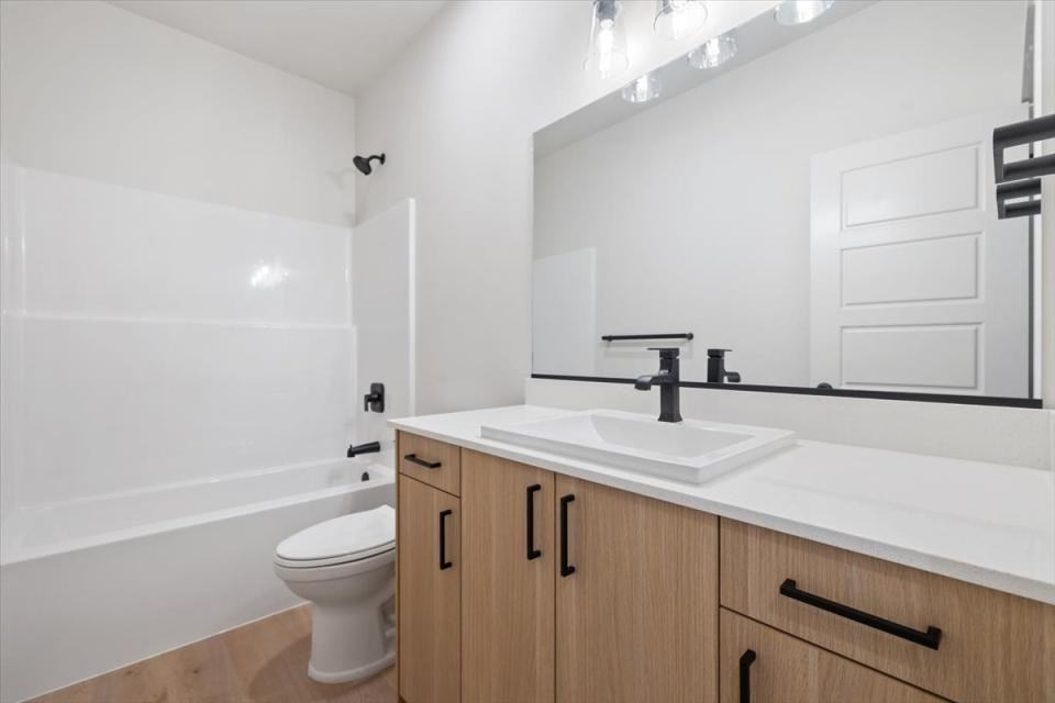 631 Willow Branch Rd - Photo 7 of 10