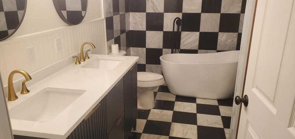 2005 8th Ave N - Photo 3 of 10