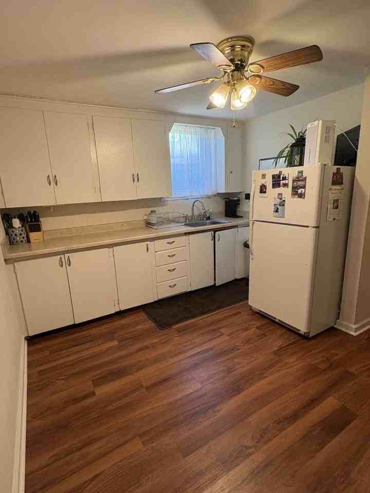 812 1/2 Yellowstone Ave - Photo 5 of 9