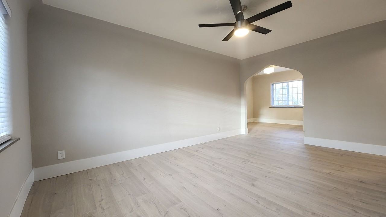 6475 Nottingham - Photo 6 of 16