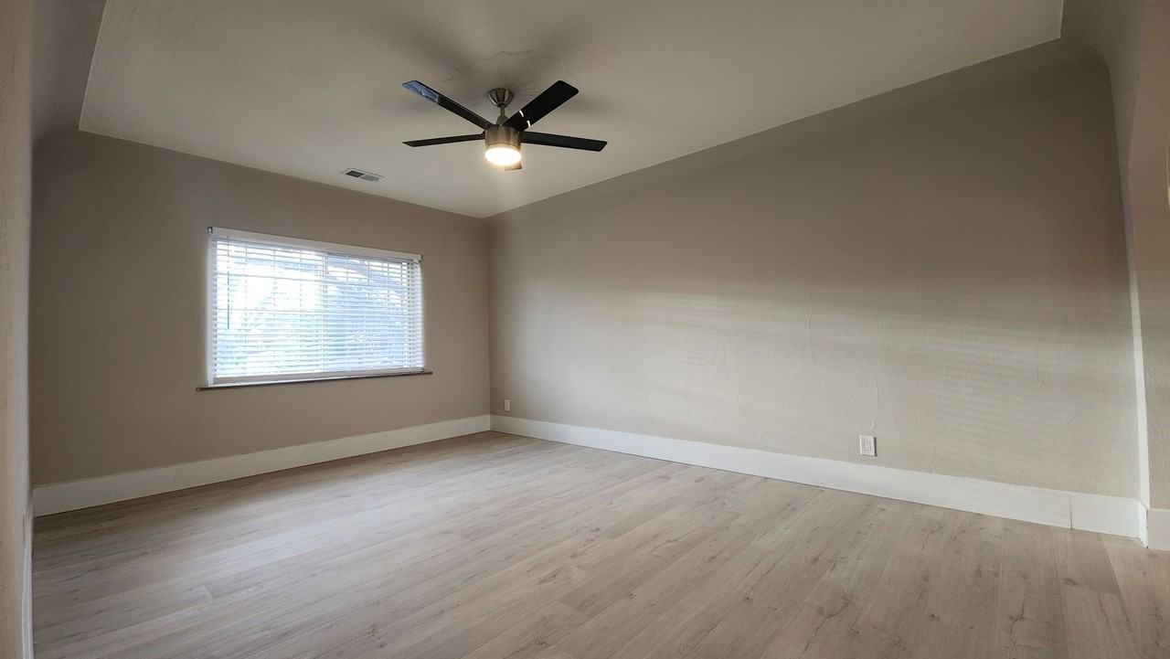 6475 Nottingham - Photo 7 of 16