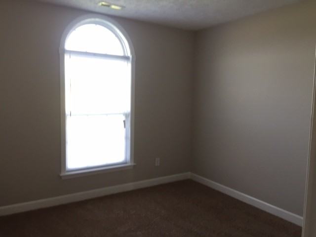 1114 Stratus Dr - Photo 7 of 9